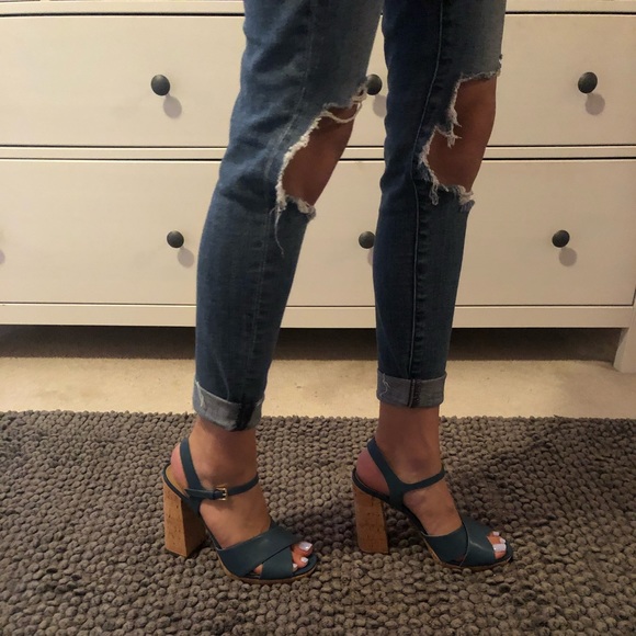 Michael Kors Alexia Platform Leather Chambray Heel - Picture 7 of 8